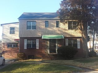 20915 89th Ave, Queens Village, NY 11427