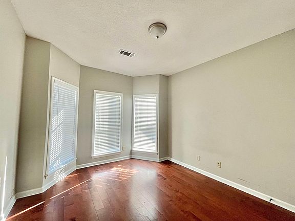 3rd image of 7992 Jills Creek Dr