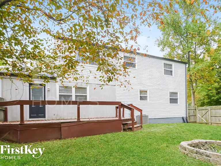 9026 Kasteel Way — Photo 15
