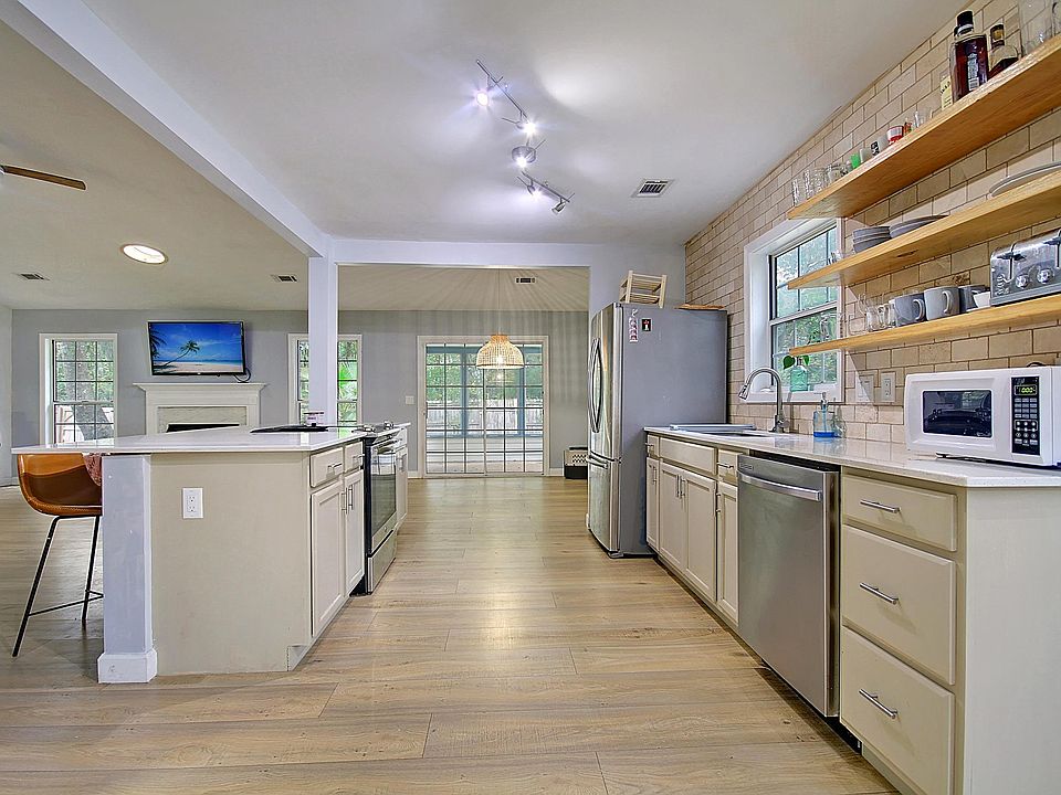 1st image of 8313 Vestige Ct