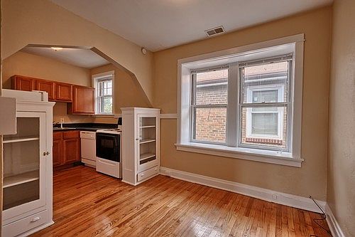 4th image of 4925 Potomac St APT 2W