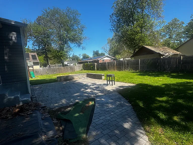 124 Field Ave — Photo 28