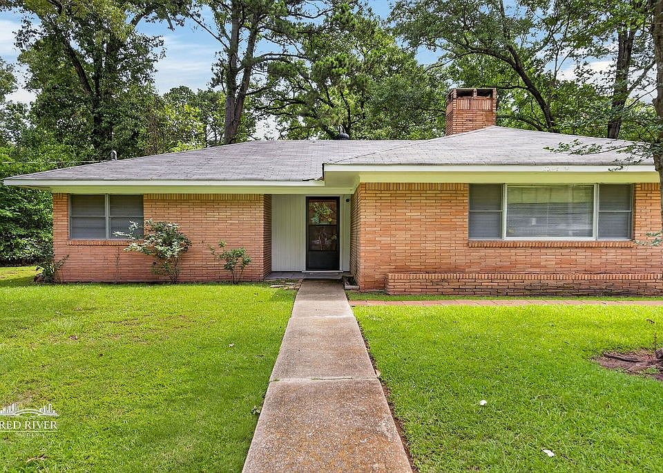1st image of 37 Lake Forest Hls