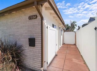 7104 Beckford Ave #1, Reseda, CA 91335