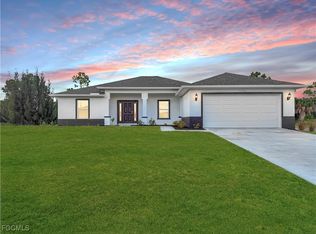 1423 NE 32nd Lane Cpe, Coral, FL 33909