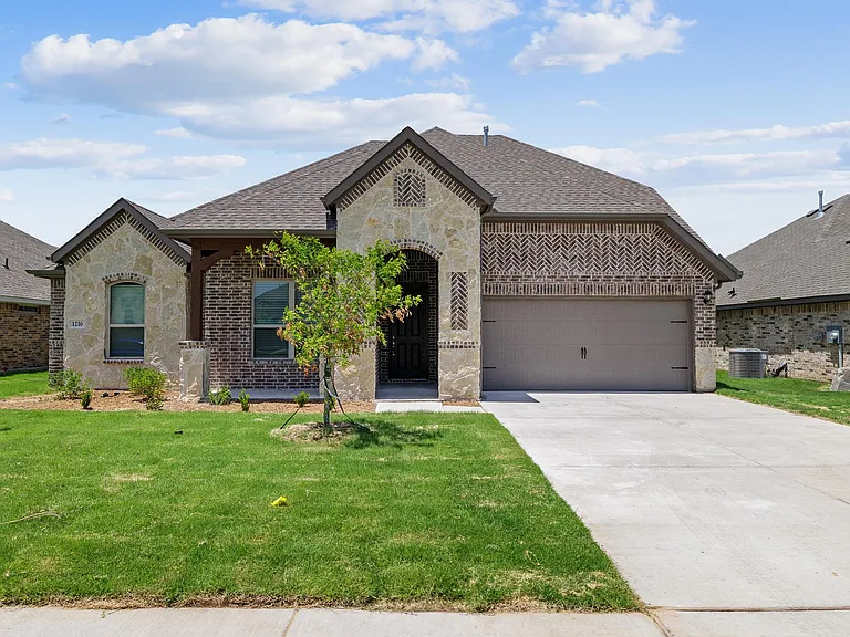 1216 Blanco Trl — Photo 1