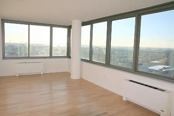 Rented by Corcoran | media 25