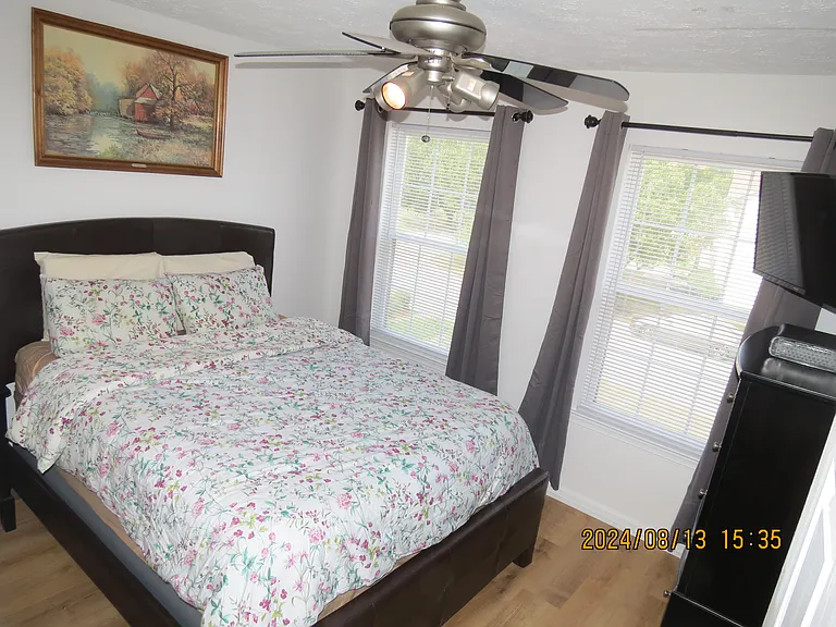 Upstairs Bedroom Nr. 1