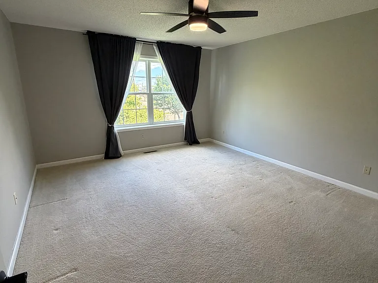 1891 Wildflower Ct — Photo 16