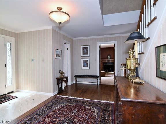 3rd image of 32750 Meadowlark Way