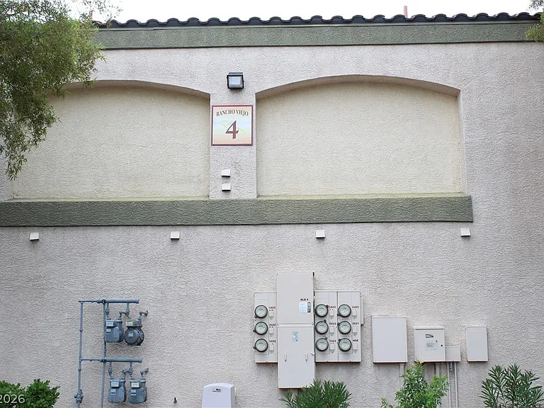 7885 W Flamingo Rd #2021 — Photo 3