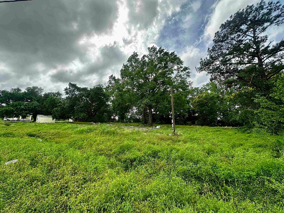 1st image of 131 Rodriguez Dr
