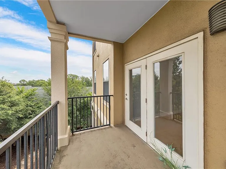 799 Hammond Dr #219 — Photo 26