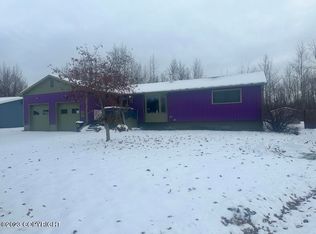 725 S Violet Cir, Palmer, AK 99645