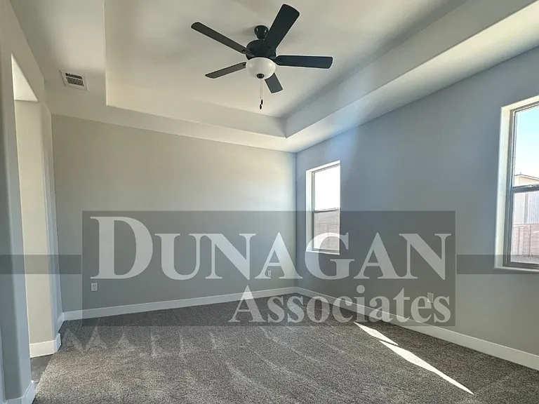 3723 Sapphire Dr — Photo 5