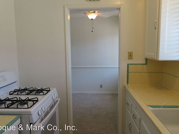 5th image of 803 Princeton St APT D