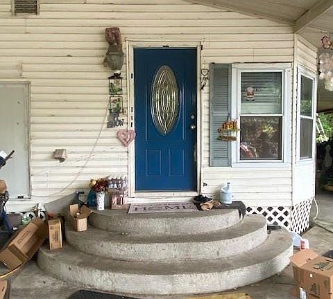 2nd image of 10709 Forest Cove Trl