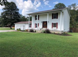 17 Trout Ln, Tornado, WV 25202