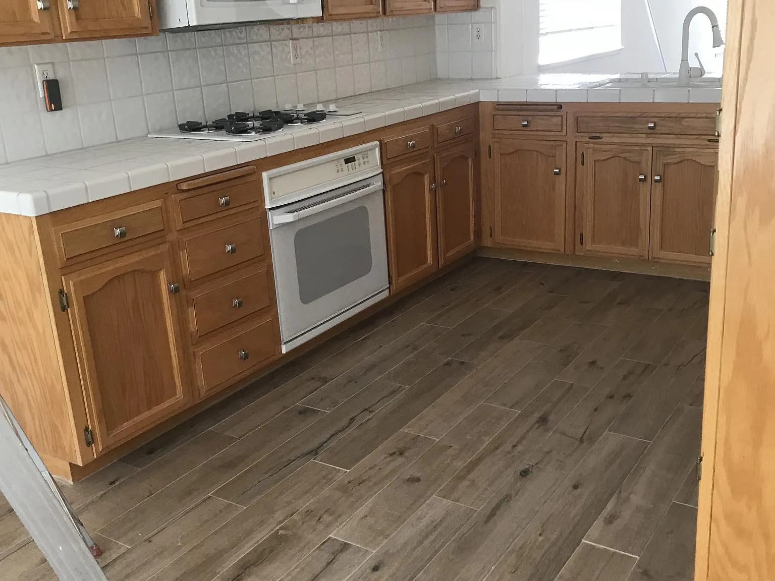 3 bed, 2.5 bath, 1872 sqft, $2,450 — Photo 4