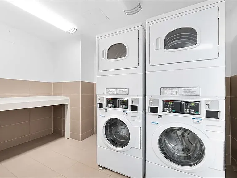 830 8th Ave #3B — Photo 5