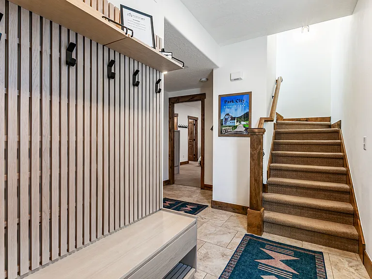 901 W Abigail Dr — Photo 25