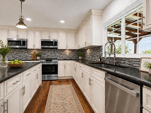 4th image of 8310 Crotty Way
