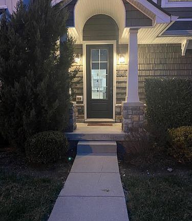 3rd image of 3737 Kings Glen Park