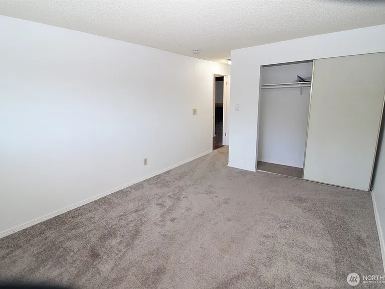 15210 Macadam Rd S #D304 — Photo 13