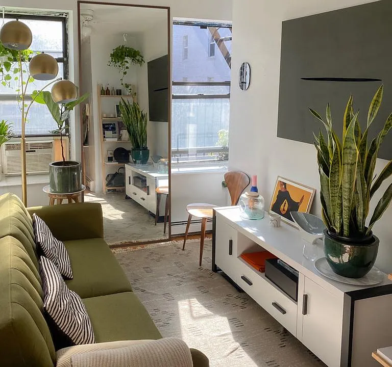 161 Attorney St #3D