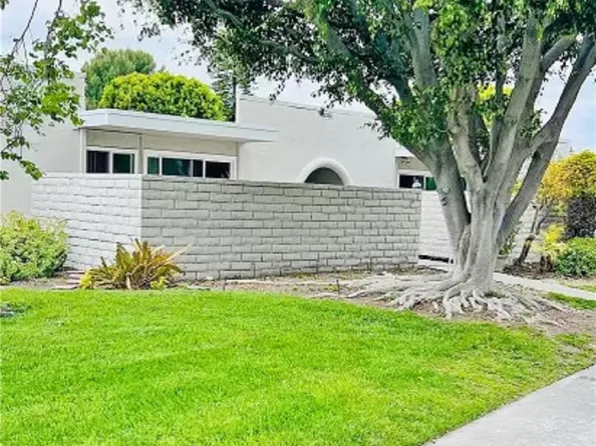2328 Via Mariposa W APT T, Laguna Woods, CA 92637