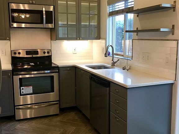 5th image of 5264 NE 121st Ave APT 57J