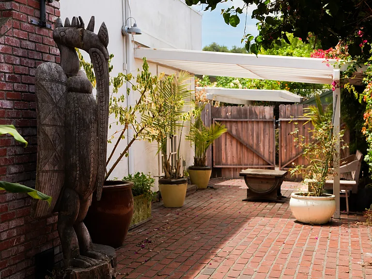 181 Alvarado Ave — Photo 11