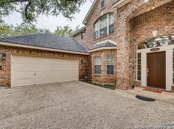 3rd image of 2215 Pinoak Knls