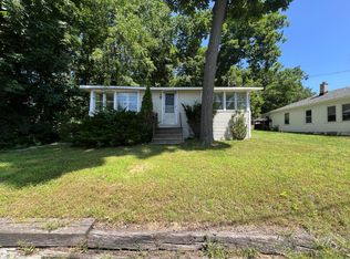 10904 Cora Dr, Portage, MI 49002