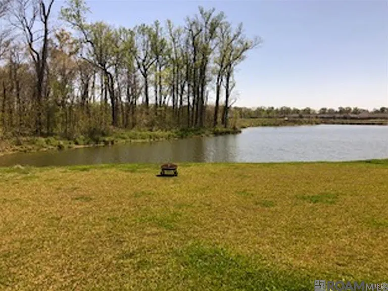 1103 Foxtail Dr — Photo 4