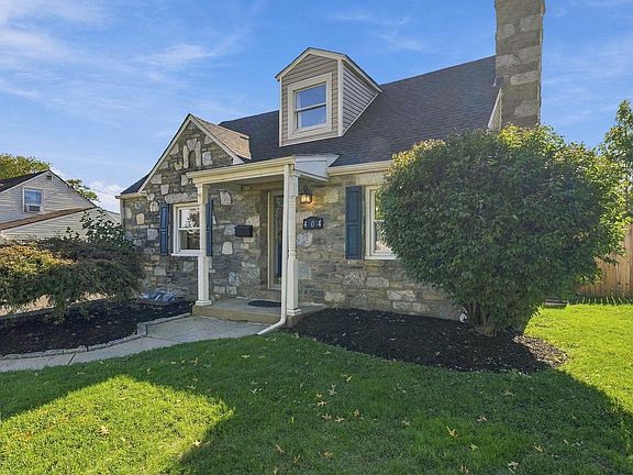 3rd image of 404 Exton Rd