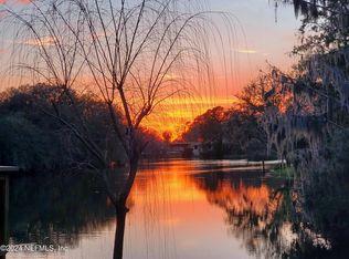 5482 Stanford Rd, Jacksonville, FL 32207