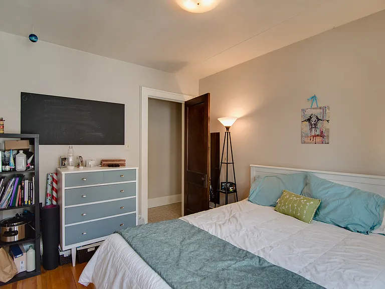 3220 Lyndale Ave S #4 — Photo 9