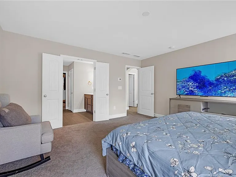 1645 Hillcrest Dr — Photo 21
