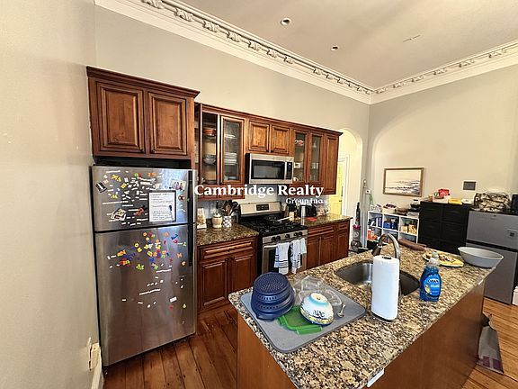 2nd image of 135 Hillside St #1T