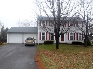 5930 Allen Padgham Rd, Farmington, NY 14425