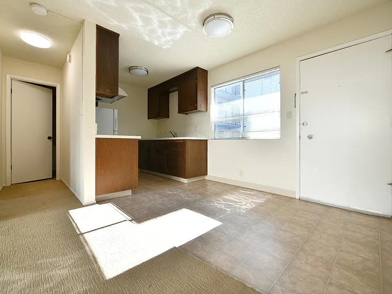 2725 Haste St. — Photo 4