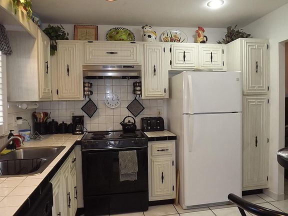 2nd image of 5300 Washington St APT U105