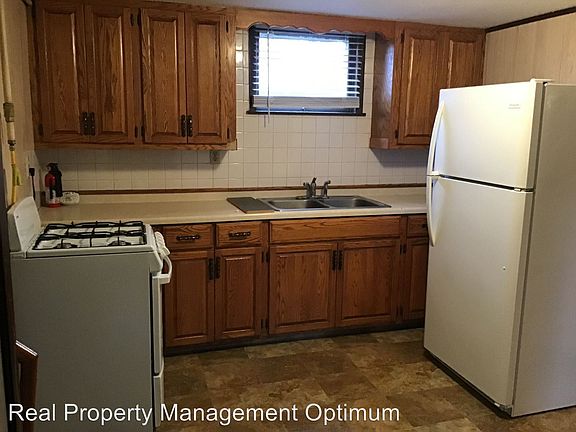 2nd image of 711 Park St
