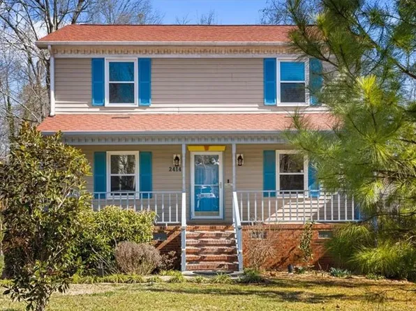 2414 Wimbledon Cir, Burlington, NC 27215