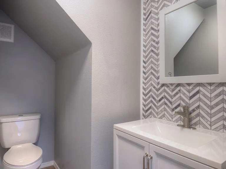 4043 Wonderwood Ln SE — Photo 17