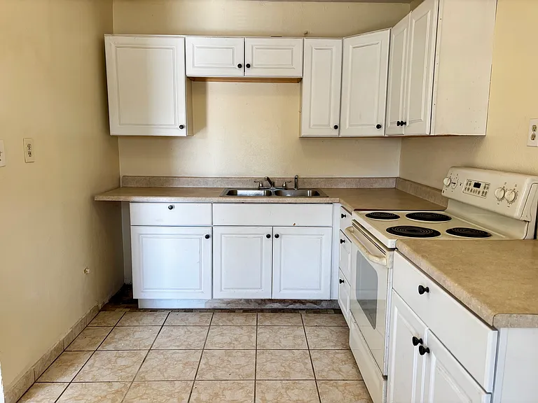 3701 S Belmar Ave — Photo 2