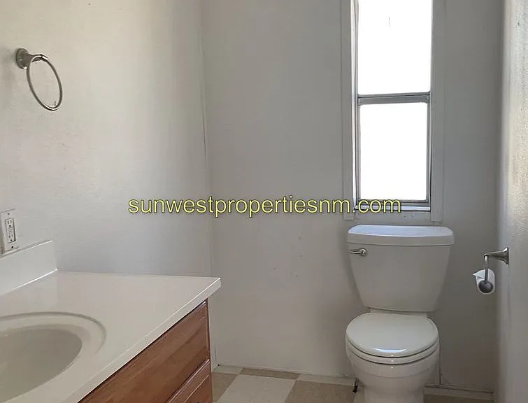 1310 Sanchez Ln — Photo 18