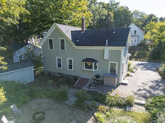 2nd image of 25 Prospect St