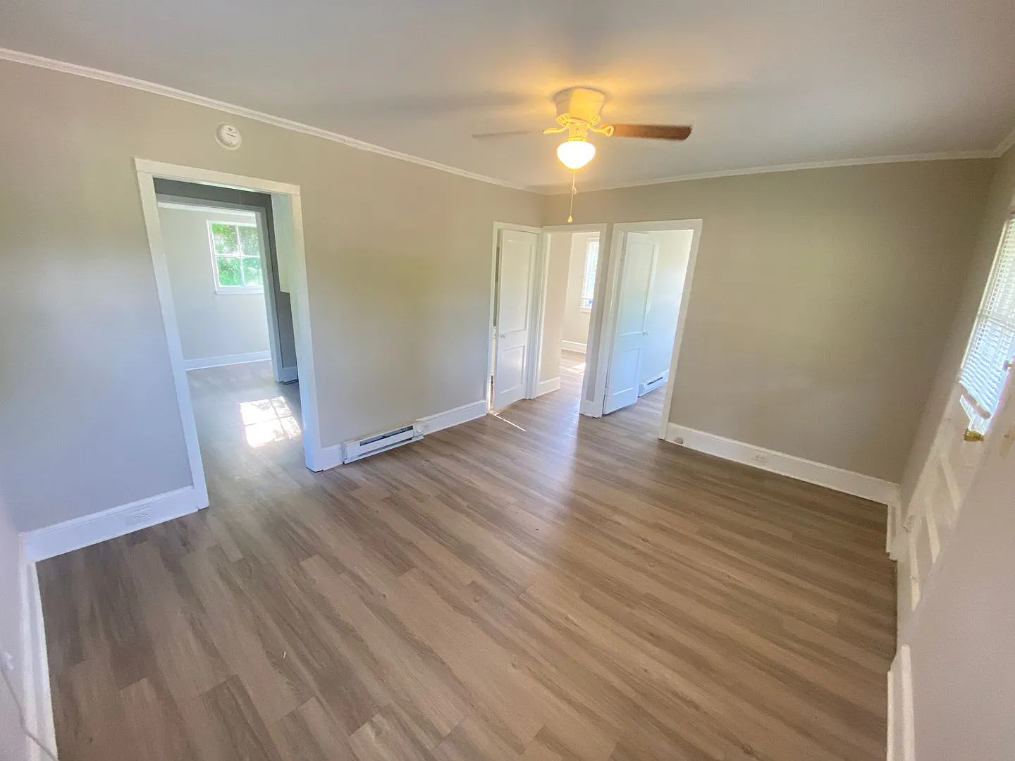 Small 2 Bedroom 1 Bathroom house very close to Kannapolis Research Campus — Photo 3